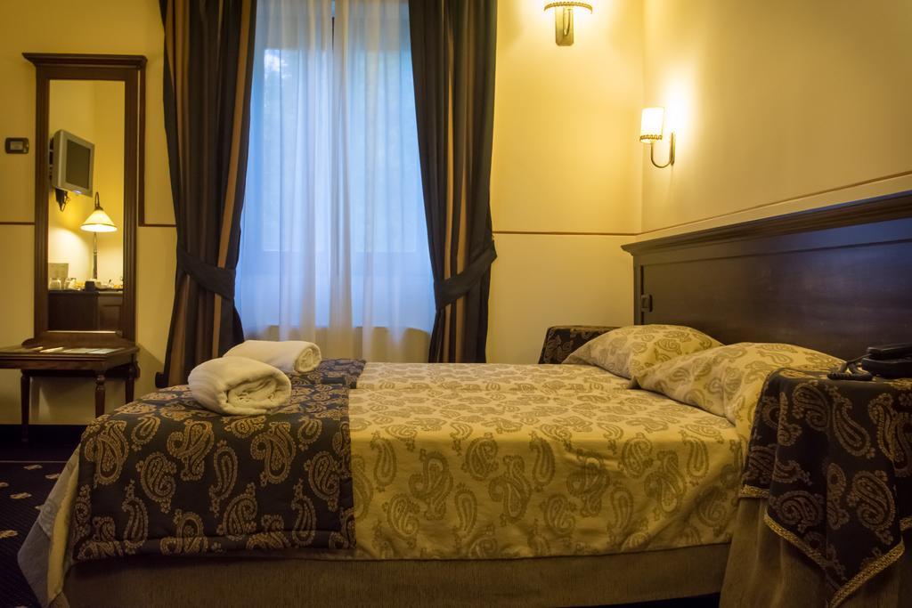 Antica Stazione Hotel เคียรามอนเตกุลฟิ ห้อง รูปภาพ