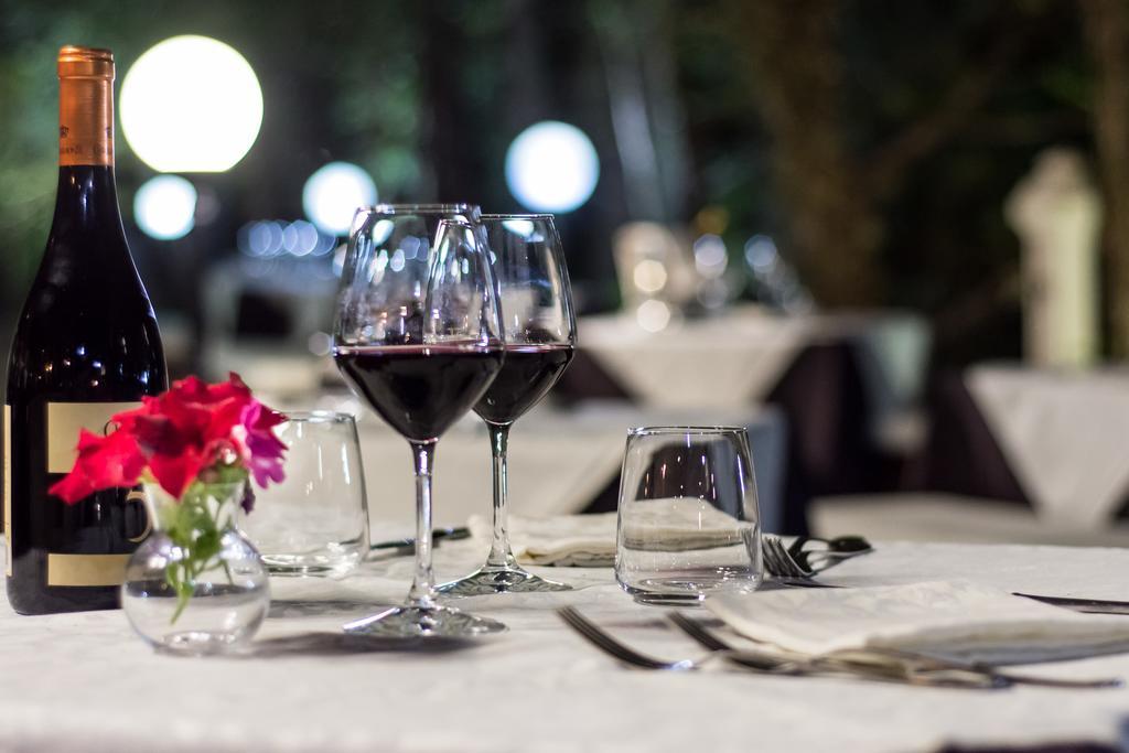 Antica Stazione Hotel เคียรามอนเตกุลฟิ ภายนอก รูปภาพ